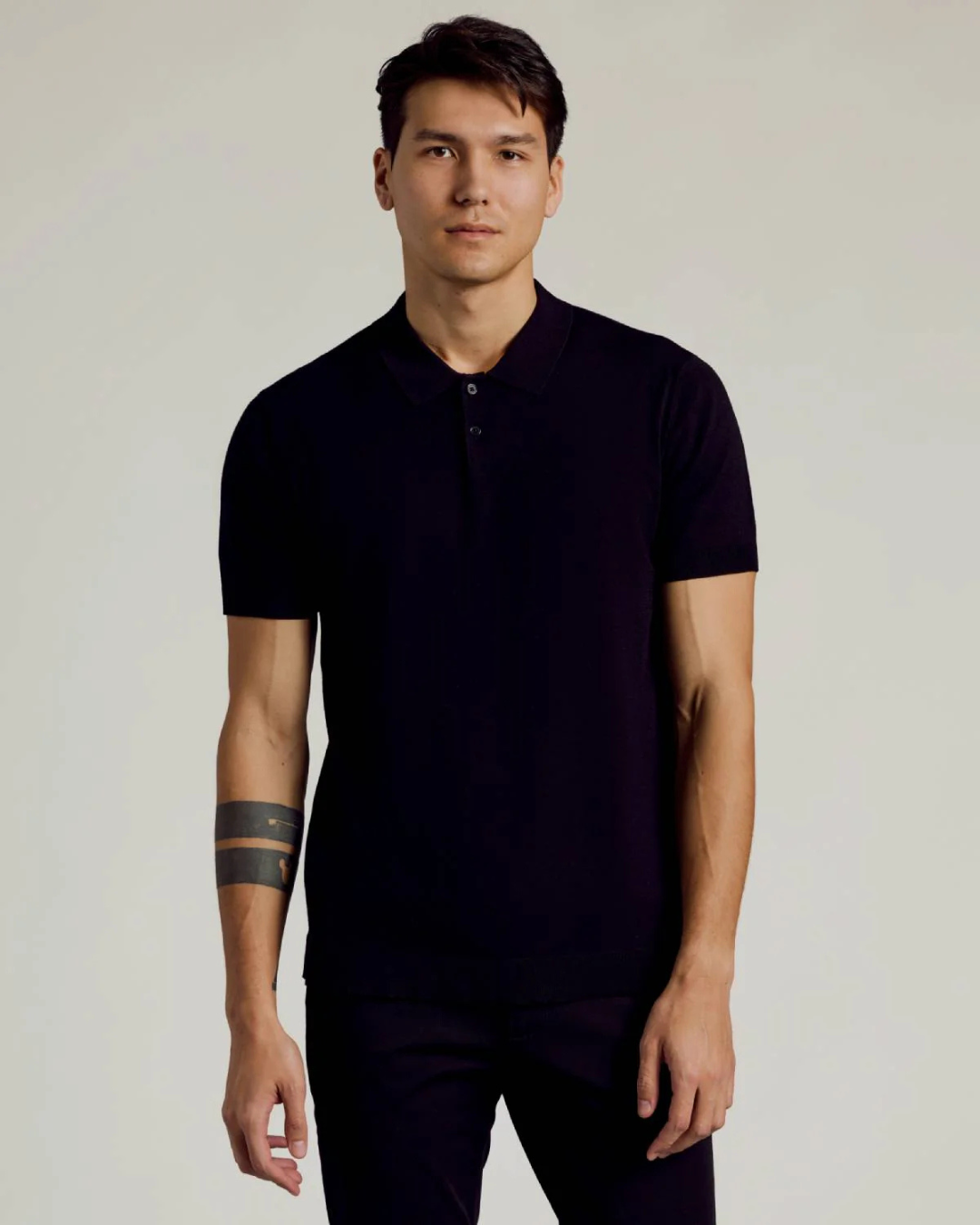 Camisa pólo com mangas curtas elásticas