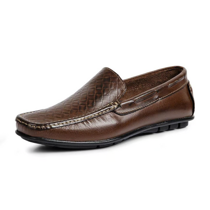 Mocassim casual em couro genuíno com design aberto