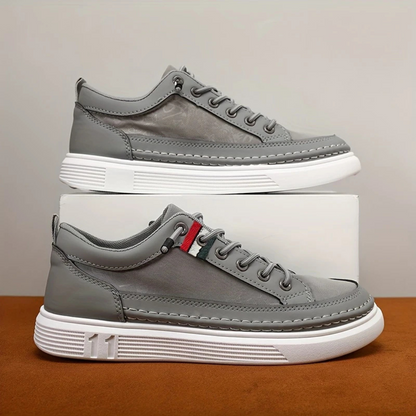 Sapatos urbanos com solas ergonómicas para homem