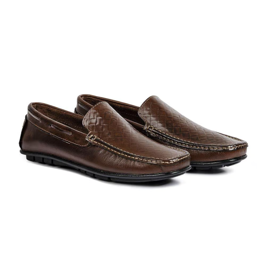 Mocassim casual em couro genuíno com design aberto