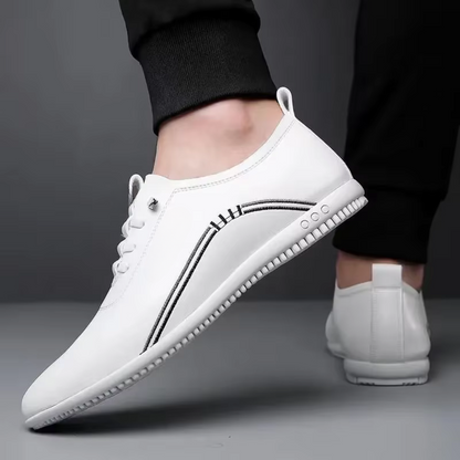 Sapatos Rasos Leves e Macios em Pele para Homem